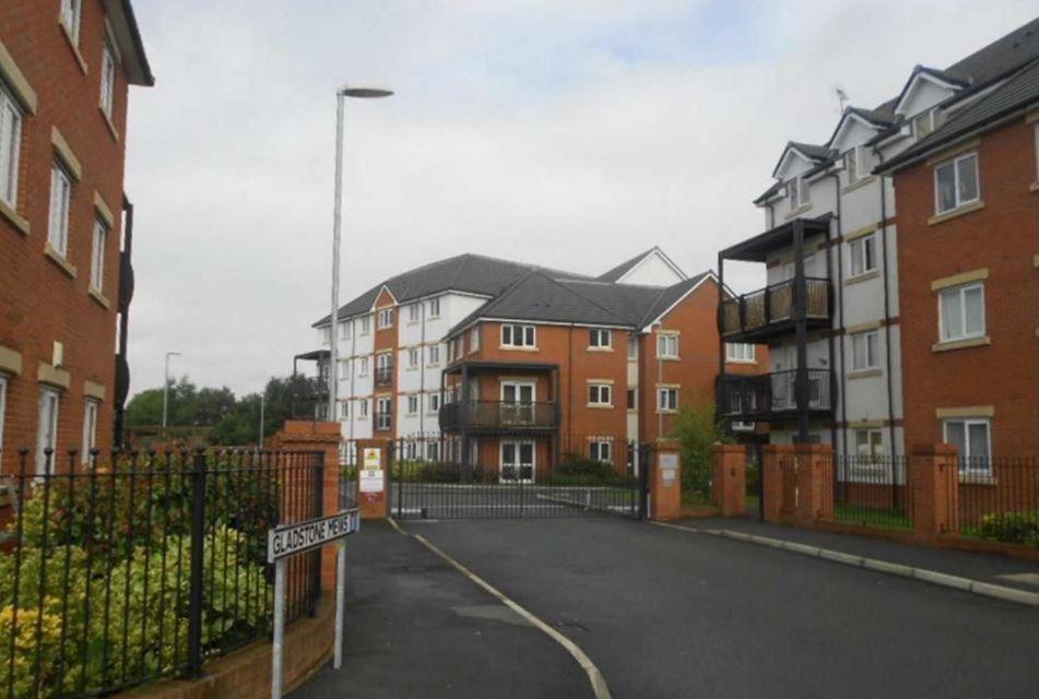 The Mews Apartment Warrington Exterior photo